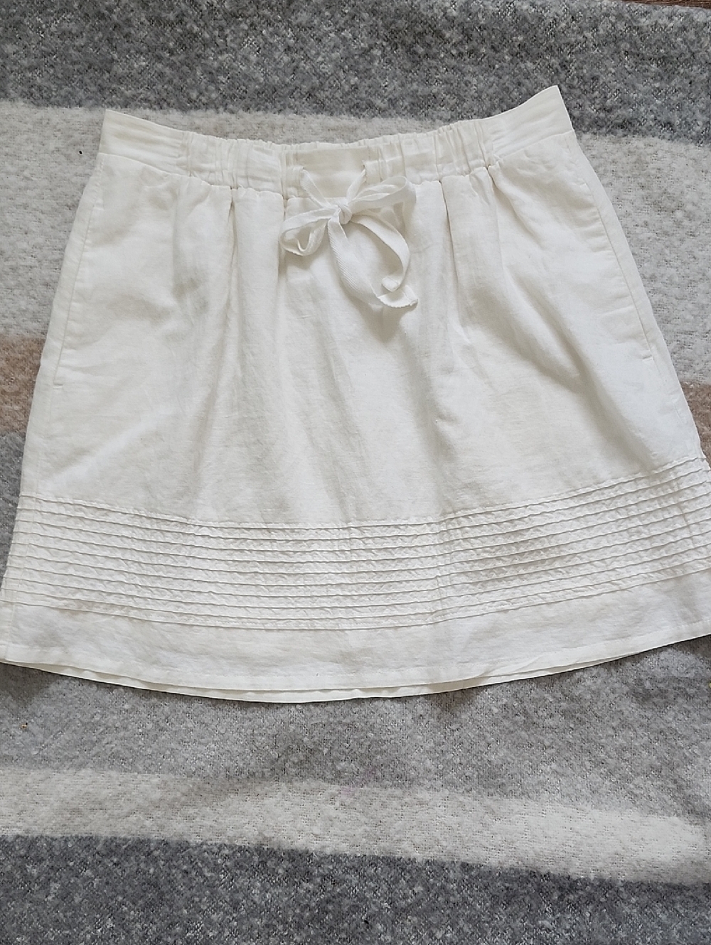 Gap Coastal Grandma Off White/Ivory Cotton Mini Skirt w/Pintuck Detail M Vacay